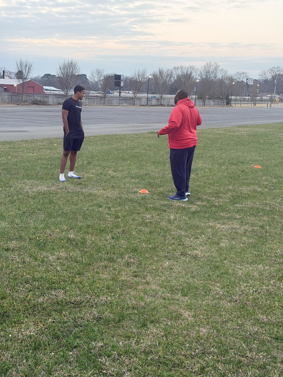 Samuel Nelson tweet media