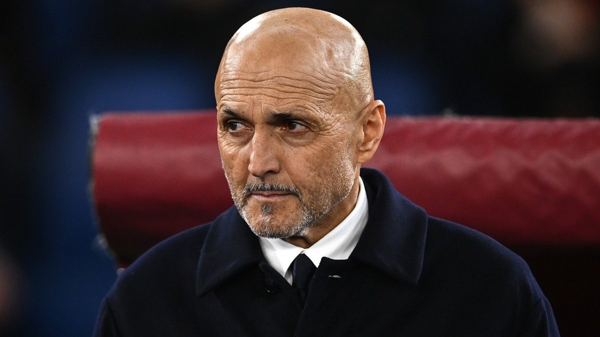 Laudantes's tweet photo. Hai deciso di portare un calcio tuo contro una Serie A intera che gioca uomo contro uomo, sperando scoccasse la scintilla, e ci hai convinto solo impugnando l'accendino.

Ora che la Juventus ha una gara a settimana mi aspetto una luce che ci illumini e non accechi, Luciano. Luce. https://t.co/x6OGT9HvIk