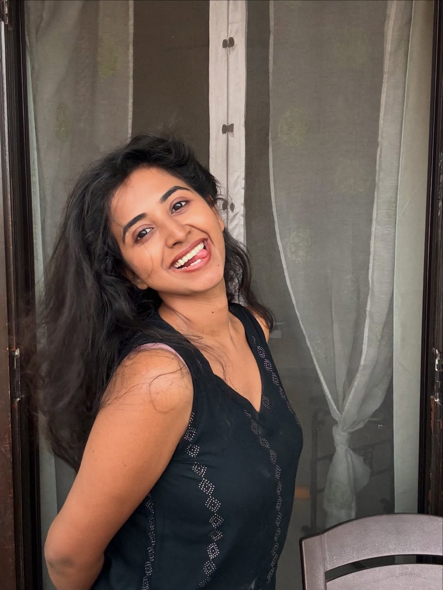 Weekendvibes_'s tweet photo. Ananthi Iyappan 🖤
#Ananthi #AnanthiIyappan https://t.co/8ufUrrUvRB