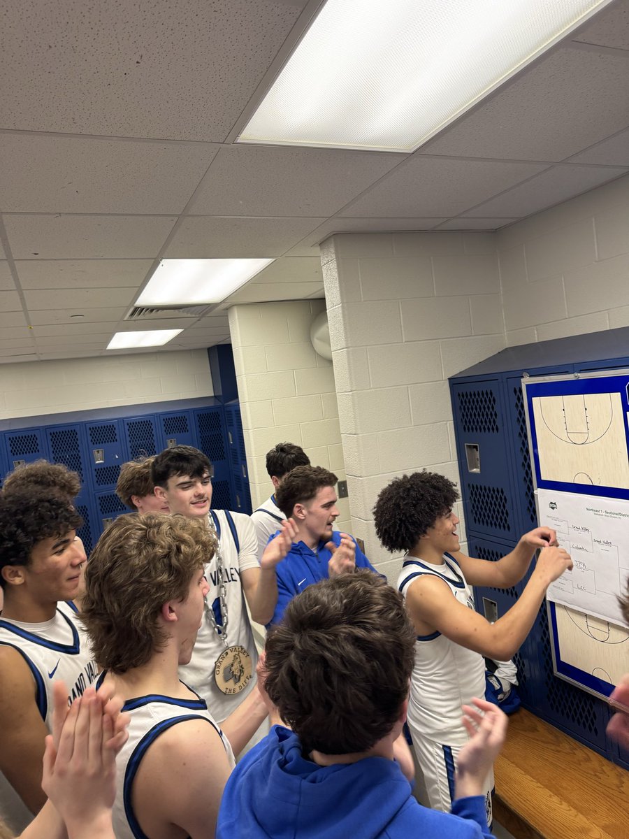 GVBoysBasketball tweet media