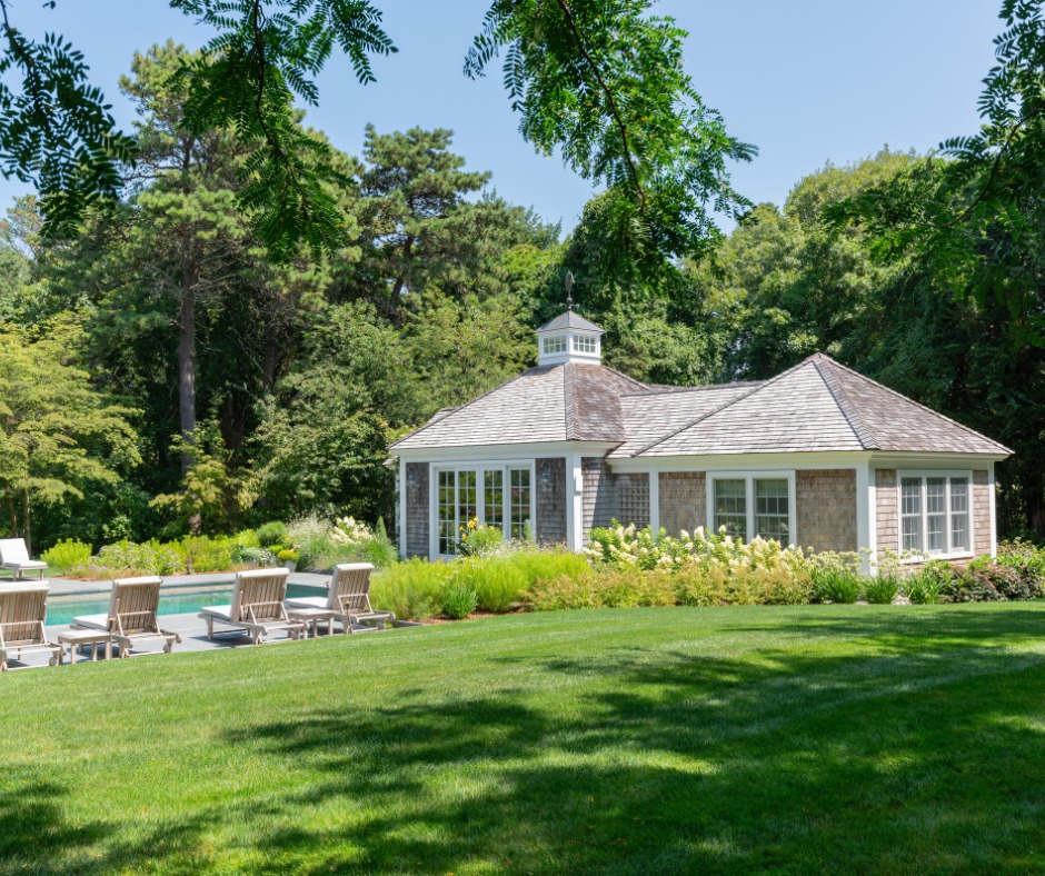 PhilbrookCC's tweet photo. Waiting for Summer: As we continue to slog through one of the worst winters in years, please allow us to remind you of just how exquisite summer is on Cape Cod.
#BuiltByPhilbrook in collaboration with Mulcahey Design Group, Shepley, Andersen Windows + Doors 📷 Grattan Imaging https://t.co/2YxQsdXVwW