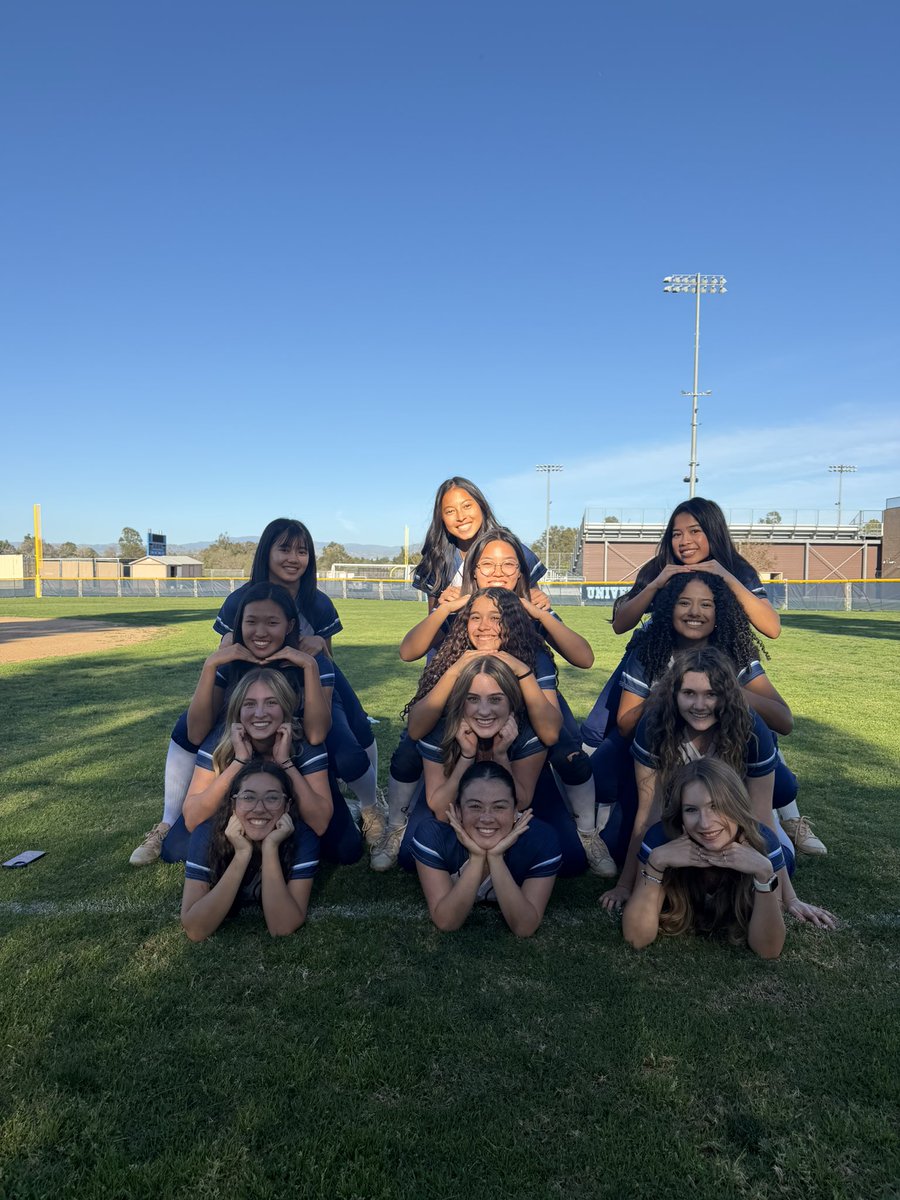 Carson Cruz tweet media