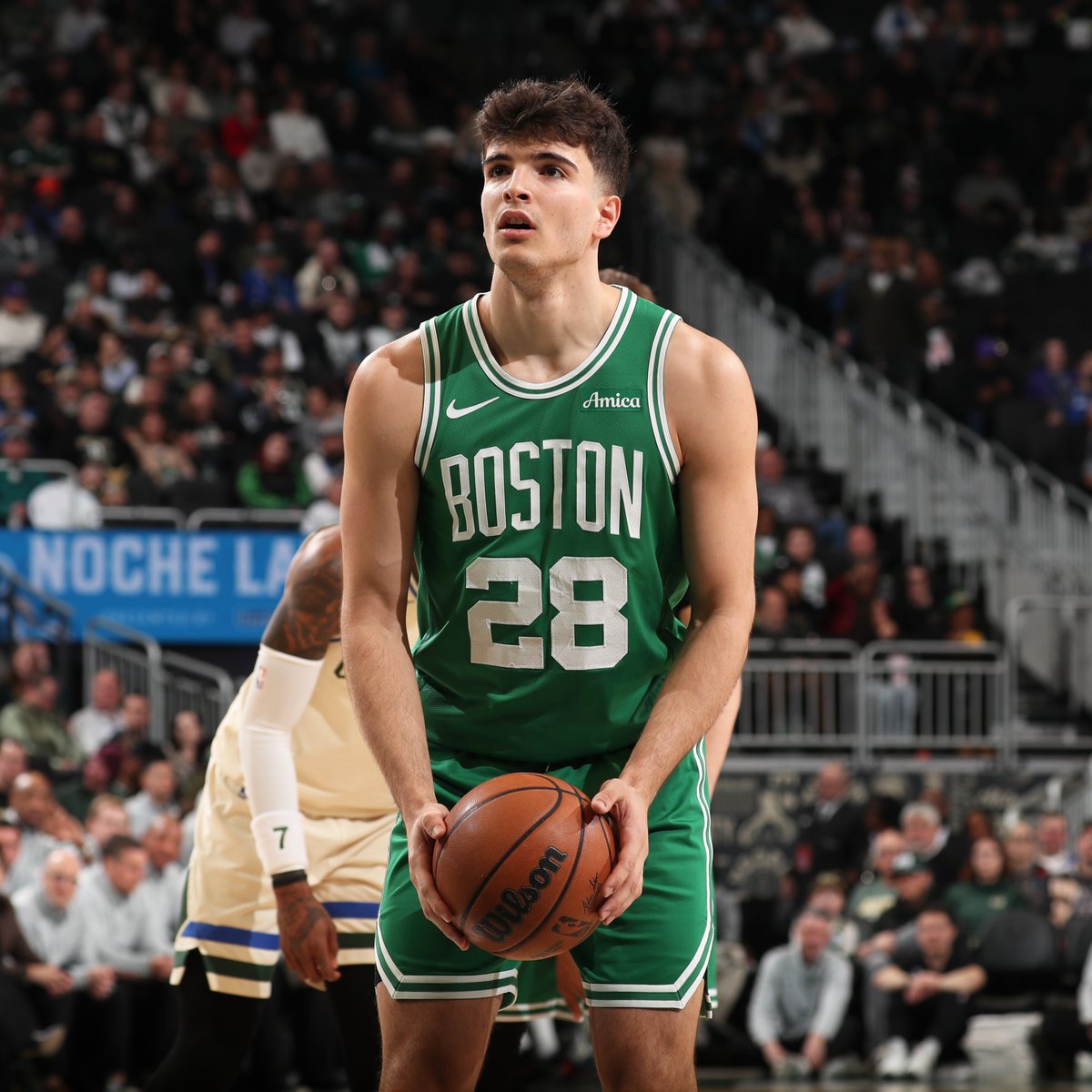 Underdog's tweet photo. Hugo Gonzalez in the win against the Bucks 

18 PTS
16 REBS
1 AST
3 STLS / 2 BLKS
+27

Brad Stevens can't keep getting away with it https://t.co/pvSlVr7ICO