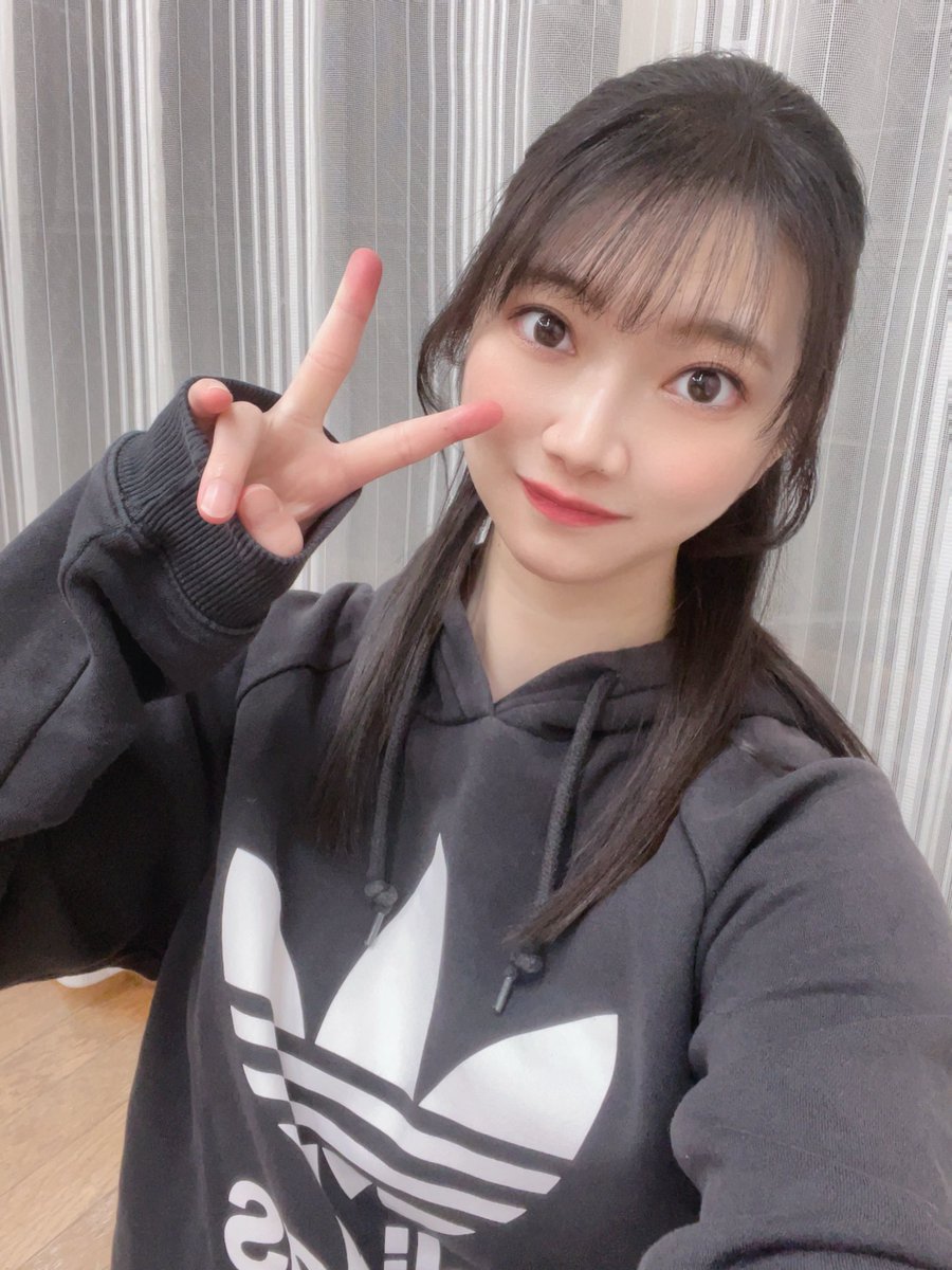 こんにちは🧚‍♀️ 稽古も残すところ後2回〜🙌 今日も頑張ってきます🎶