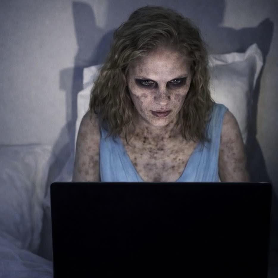 Eu quando descubro uma grande série que saiu há 15 anos e tem 8 temporadas