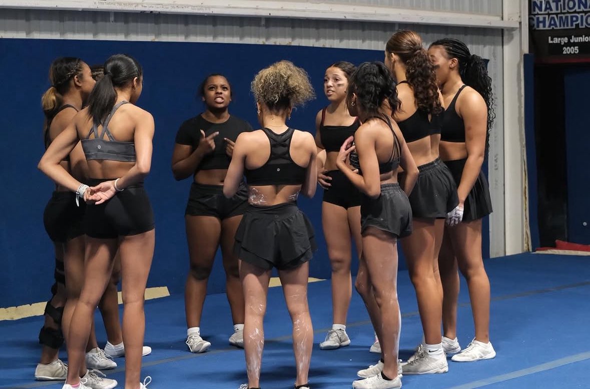 Teal Crown 👑💐🩵 tweet media