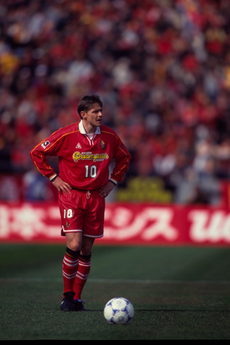 ピクシー！アレ！ より ストイコビッチ ストイコビッチ ララララララ