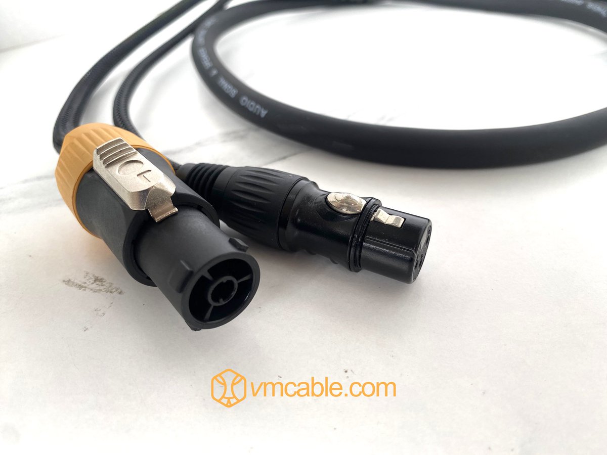 Konsnhunter tweet media