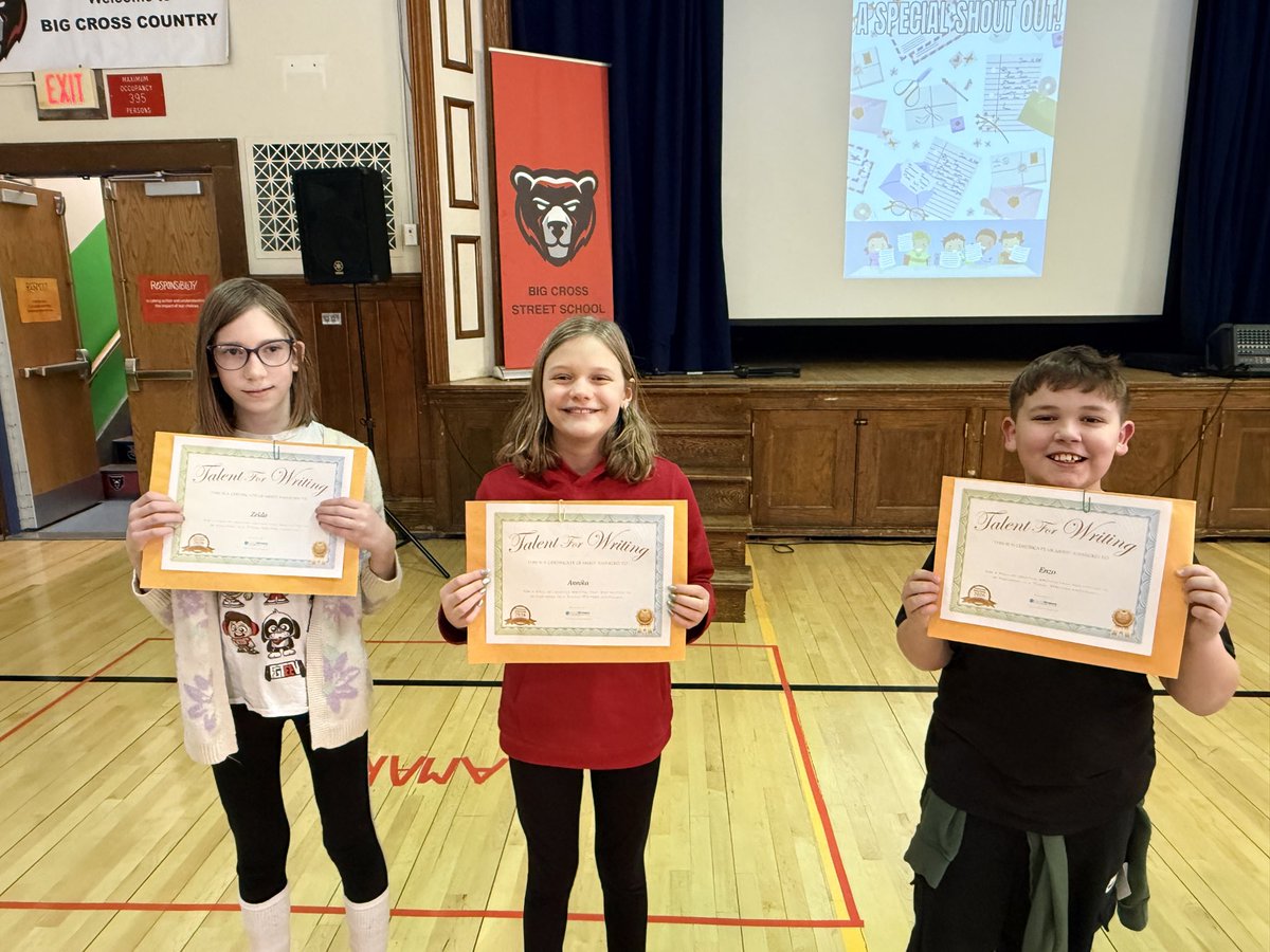 Mrs. Chapman tweet media