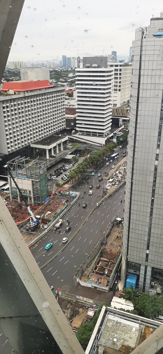 ruedepluie's tweet photo. after rain https://t.co/M3NoyZ2hSc