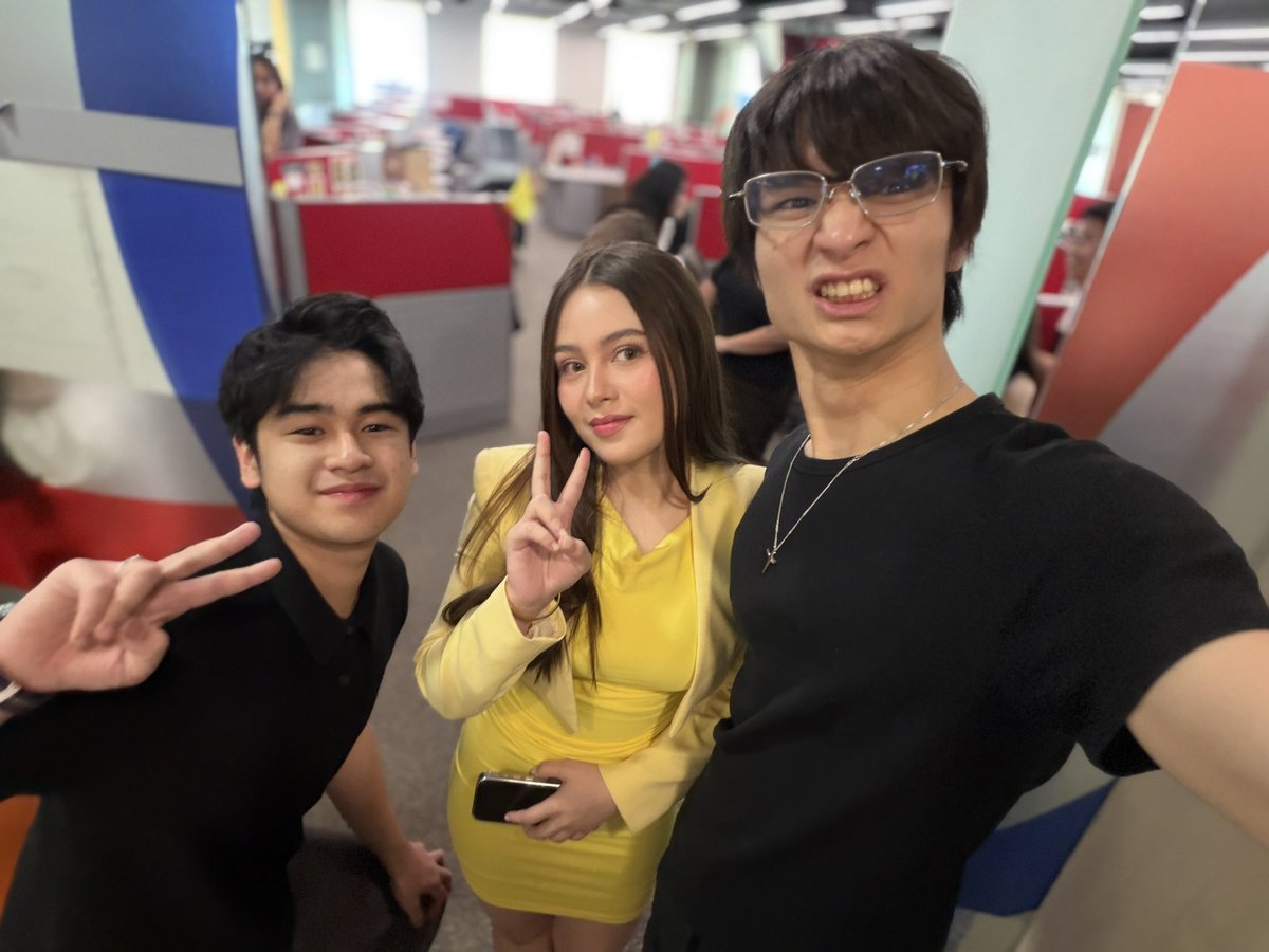 Good morning from the Kapamilya Big 4️⃣ ! Due to our jam-packed sched, baka magkaroon lang po ng slight delay sa aming TikTok live🥹

Pero wag mag-alala because we will still make it happen🙏🏻

*Insert Lella*💜 

#PBBCollab2point0