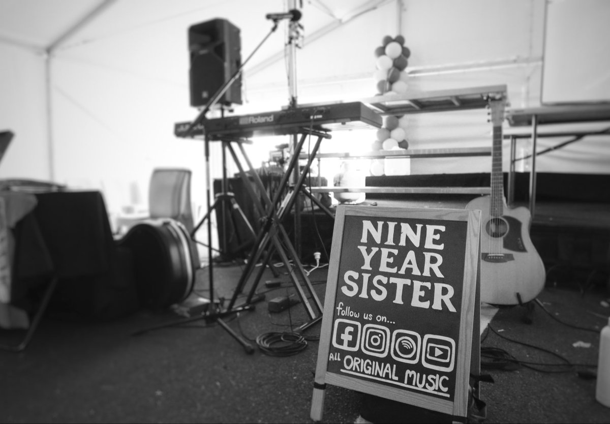 NineYearSister's tweet photo. The Apple &amp; Grape festivities continue! Thanks for having us this morning at “Produce Day”, we had a wonderful time! 🍎🍇
Next shows are on the main weekend &amp; we’re playing as a trio!
FRI 6th - Weeroona Park 6:15pm-7:15pm (TICKETED)
SAT 7th - Main Stage Post Office 7pm-8pm (FREE) https://t.co/I9SzTKnM06
