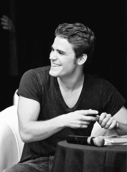 Happy Monday!! Hope all of you have a great week! Looks like it’s going to be ☀️☀️☀️☀️☀️ 
#PaulPic #PaulWesley #PWCSquad