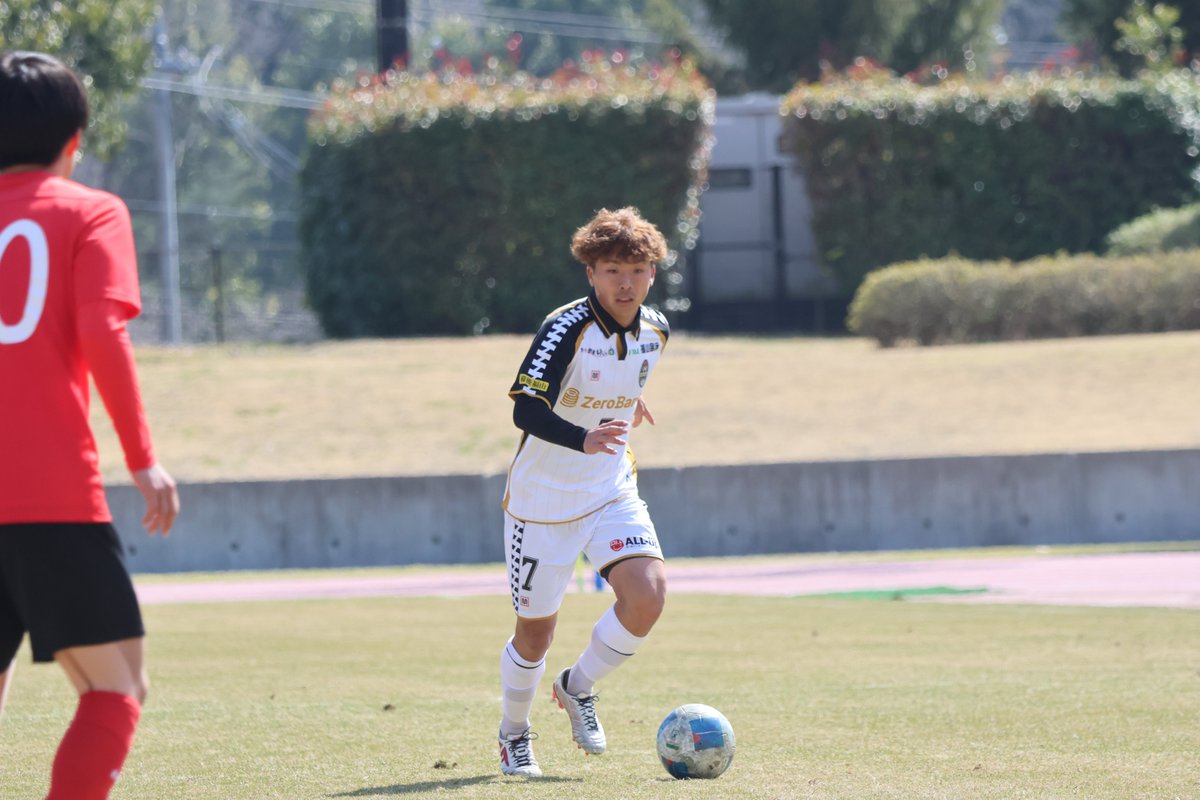 fukuyamacityFC's tweet photo. ＼メディア出演📡／

📻「#福山シティFC Road to J 頑張る時はいつも今 江本一真の #ゴッジ」に #曽我大地 選手がリモート出演🎙️
⏰本日放送16:40~

📌今シーズンのキャプテンを務める曽我選手✨
📌2年ぶりチームに戻ってきた福山シティFCは❓
📌今週末はいよいよ開幕戦🔥⚡️

メッセージ募集✉️
https://t.co/rLVLDNP4c9
番組HP📝
https://t.co/KGqYUjPXCa

ぜひお聴きください👂✨