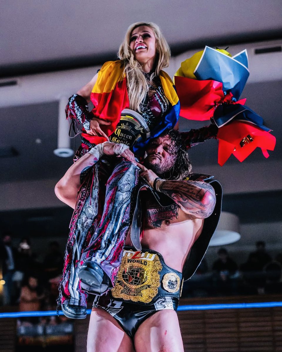 wrestlings smokeshow. | not @/lady_scarlett13. tweet media