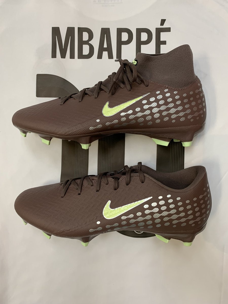 SHOPSOCCERPLUS's tweet photo. New arrivals from Nike! The Mercurial Superfly 10 Academy &amp; Mercurial Vapor 16 in the latest signature Kylian Mbappé colourway. Available now in store. #mercurial #superfly #mercurialvapor #nikefootball #mbappé #soccerplus https://t.co/TTcs7NYAQo