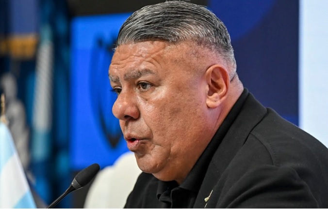 Por orden de Cristina están empezando a hacer encuestas para presentar al Chiqui Tapia como candidato a Gobernador de Buenos Aires. En caso que no mida iría como diputado nacional.