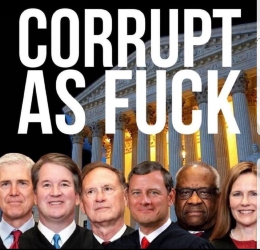 universenus's tweet photo. @MaddyViews @Joelowblowsowot #Factnotfiction #America will live in fear during his remaining days in the #WhiteHouse! Golden Age slogan was a conjob, much like book #Artofthedeal, #TrumpUniversity, #BoardofPeace The fuc king #pedophile needs to be taken down from power! The @GOP scum n they black robes too https://t.co/yxjUWPmCZA