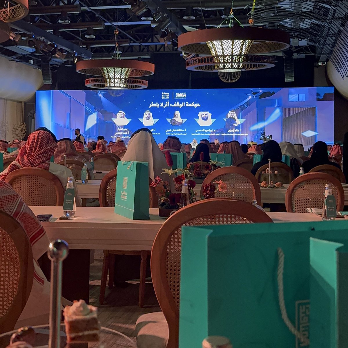 DT مَـيار tweet media