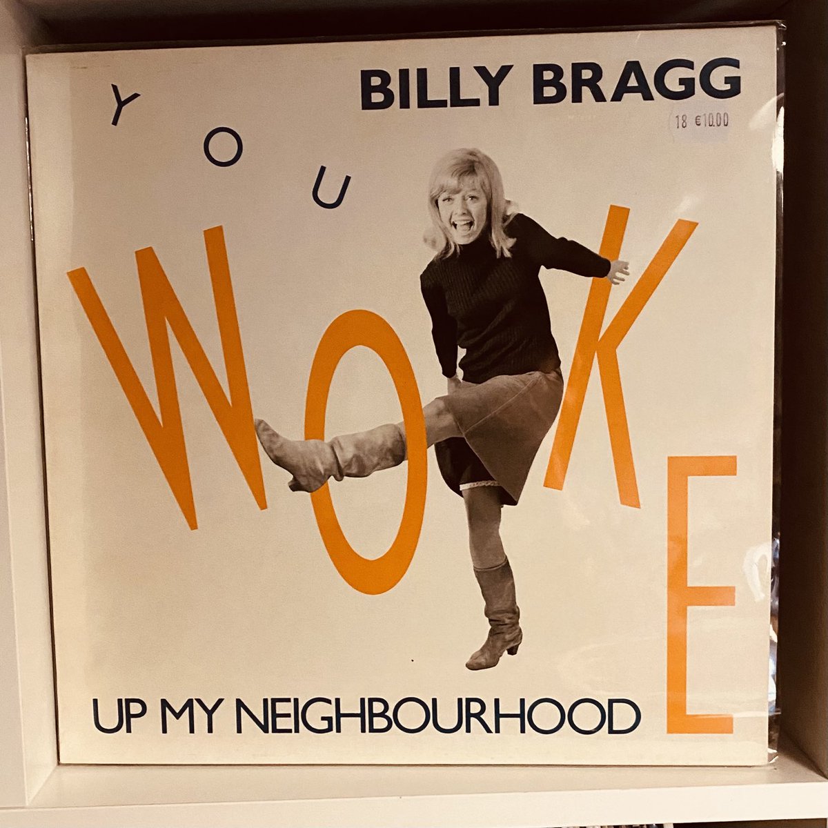 今日のネオアコ】 'You Woke Up My Neighbourhood' - Billy Bragg (Go