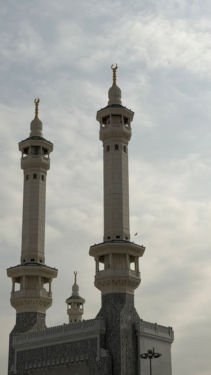 fatima15____'s tweet photo. ﴿ رَبِّ اجْعَلْ هَٰذَا الْبَلَدَ آمِنًا ﴾ https://t.co/sjY2mZLcBc