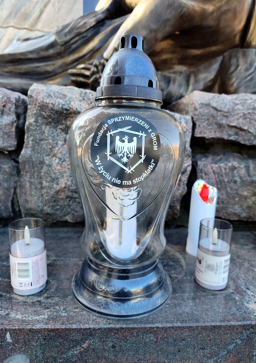 Piotr Kosmaty tweet media