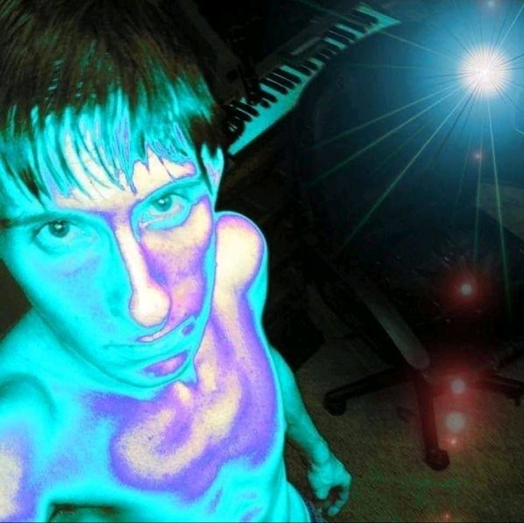 Malibu_Hawkins's tweet image. 🎧 Just uploaded a new video! Immerse yourself in the latest vibes and beats from my creative sessions - only on Kick. 🌟 Let me know what you vibe with most! kick.com/malibujayhawki… #MusicLife #KickVibes #CreativeJourney