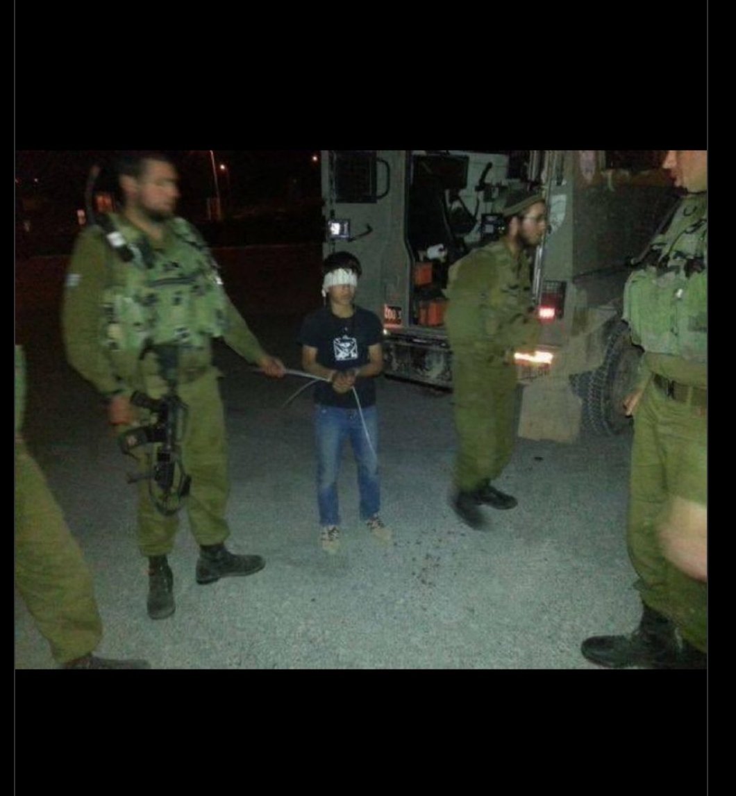 Terörist israil, Masum Gazzeli çocukları kaçırıp tutuklayıp epstein gibi  işkenceler ederek organlarını çalarak katlediyor. 

Filistinde çocuklara soykırım var🥀🇵🇸

#FreePalestine
#Gaza