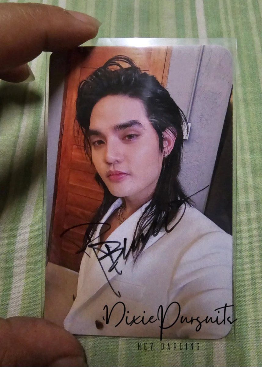 PixiePursuits's tweet photo. Letting Pablo go... eme need ko lang ng pera 🤣. 

WTS LFB

Signed Pagtatag Pablo PC
Location: Manila 
MOD: JNT or Lalamove
MOP: Gcash or Seabank (preferred) 

#SB19_PABLO 
#SB19 https://t.co/FgWubb7eWj