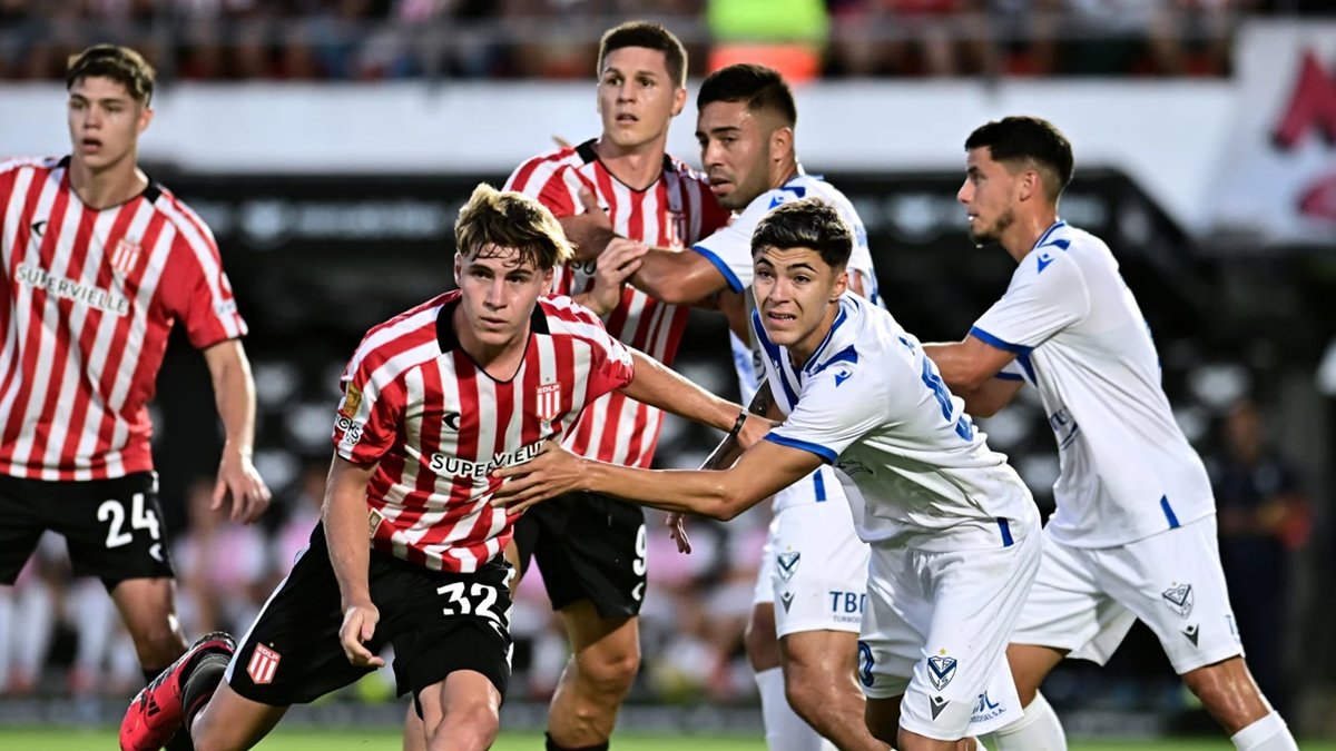 EDLPartidos's tweet photo. Estudiantes 0-1 Vélez
https://t.co/l5Dg9qkBER https://t.co/327jVJ4X5u