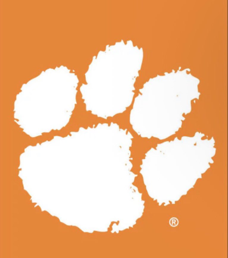 Luke Thayer tweet media