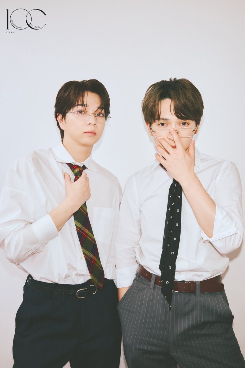 TakarajimaMook's tweet image. ✦┈┈┈┈┈┈┈┈┈┈┈┈┈┈┈✦

#1OC Vol.7  3月11日（水）発売
表紙は #MILK （@milk_info ） 🍼✧

#塩﨑太智 さん × #吉田仁人 さん

✦┈┈┈┈┈┈┈┈┈┈┈┈┈┈┈✦