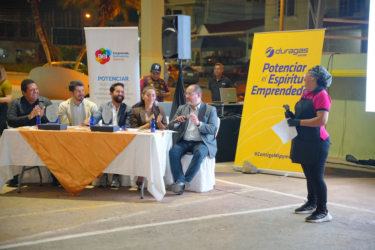 EmisarioEc's tweet photo. 📌 #ATENTOS👏 
Duragas Abastible impulsa la liquidez de proveedores MiPyme con pagos a 7 días

📝MIRA LA NOTA COMPLETA AQUÍ: https://t.co/tJsXFLIIFS https://t.co/CEd6xcBgD1