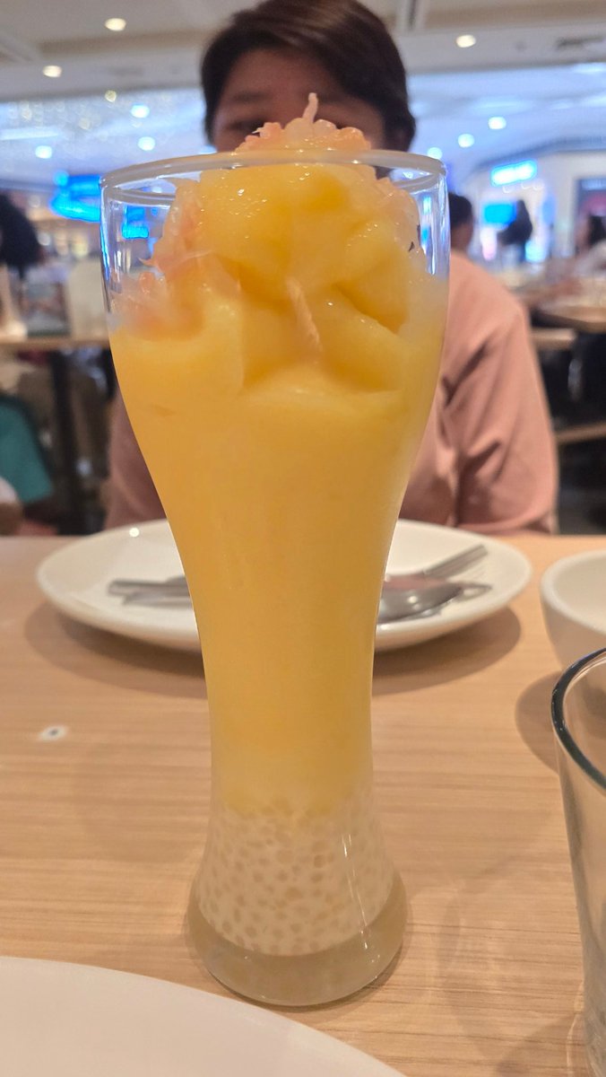 azilemi10's tweet photo. Manam 🍲🍛🍝🍹 https://t.co/3Cjg0IpMF3