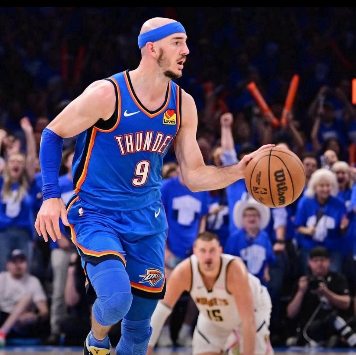 <a href="/ThunderChats/">ThunderChats</a> Jokic just trying to assume his favorite position ⬇️
