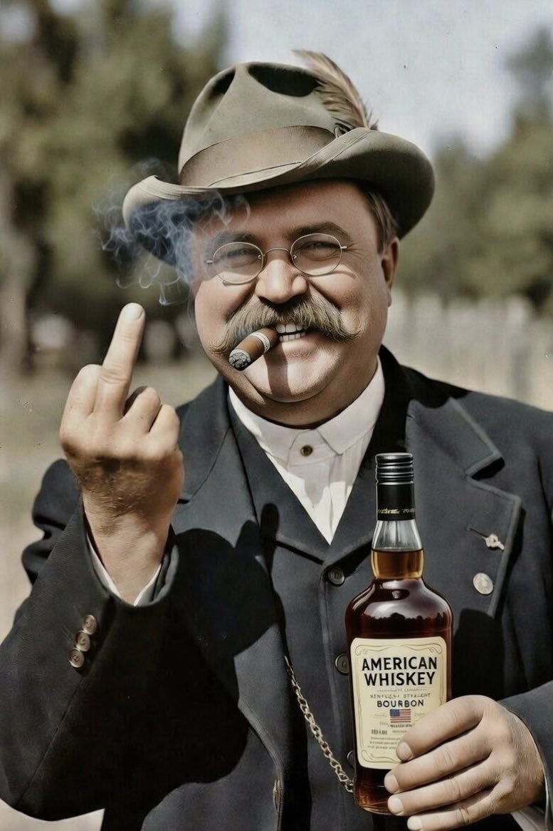 Ol’ Teddy Boi tweet media