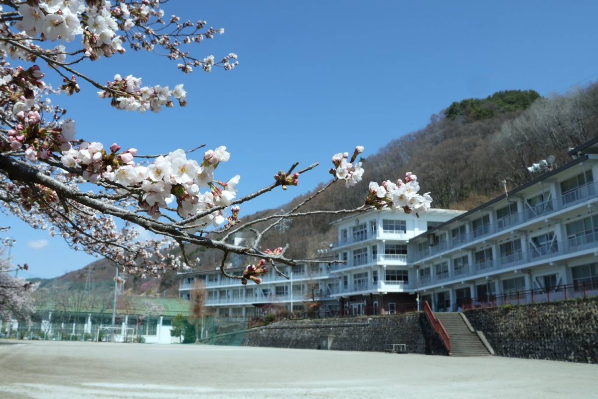 suwakenfc's tweet image. 🎬#Monster #FilmingLocation
#Monster3rdAnniversaryEvent

Special school tours are available for one day only.
We're planning a weekend event in mid- to late April.
This is your last chance before demolition!
Please make your plans!
Fans
See you again during cherry blossom season!
