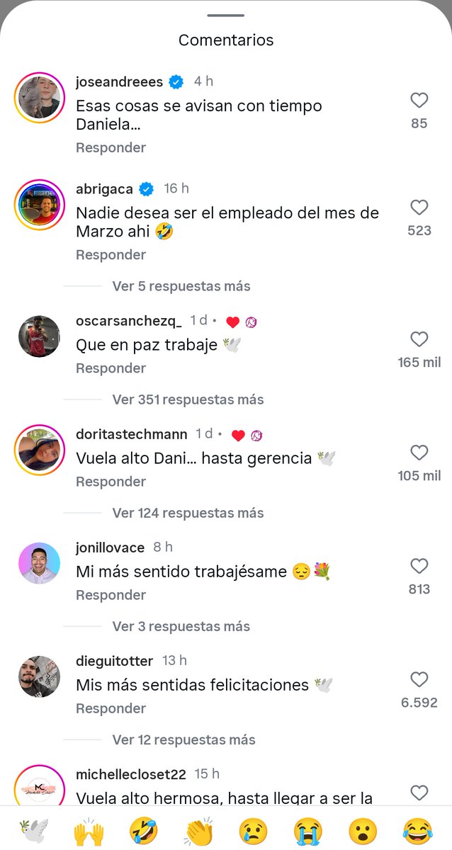 bynereaok's tweet photo. Los comentarios 😂 https://t.co/4mvq6DpHmB