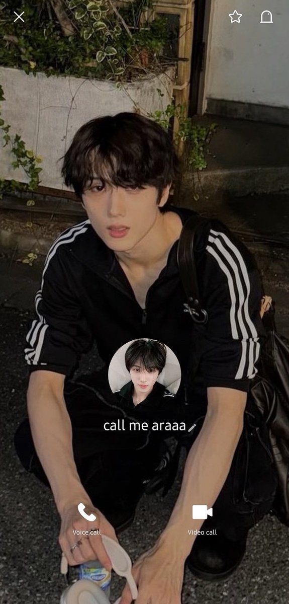 jiifkim's tweet photo. Nama manusia ini FRISA NUR AZAHRA RIZKIA domnya karawang. Jika ada yg kenal tolong suruh balesin chat wa, ngirim paket co'an, dan njelasin status barang. Sudah di chat di LINE, TIKTOK, SHOPEE apalagi WA gaada replyan samsek! Admin lain sdh hubungin ortunya jg gaada yg direspon :) https://t.co/utfNePvGpy