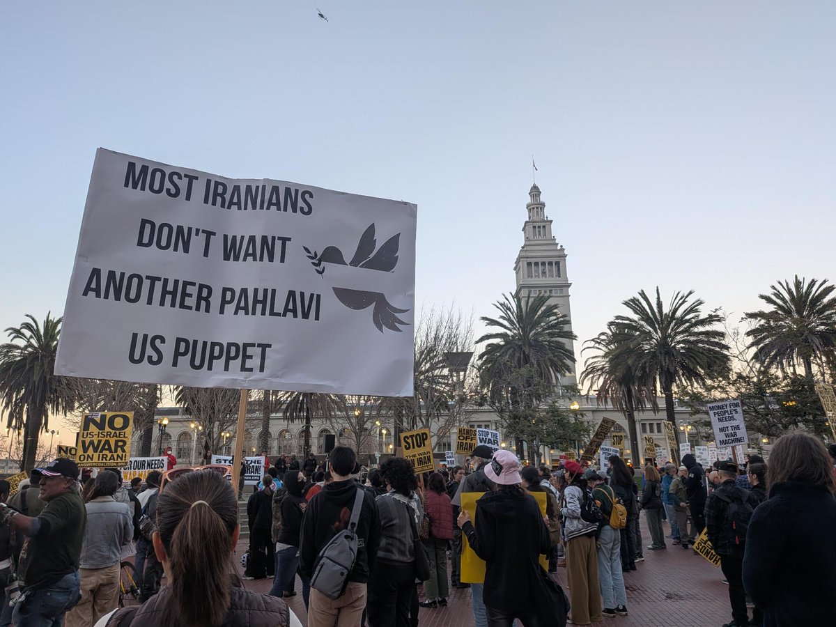 نسیم tweet media