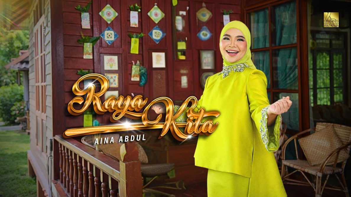 Syawal kali ini lebih indah dan ceria dengan lagu raya yang dinantikan ramai, ‘Raya Kita’ nyanyian Aina Abdul, dipersembahkan bersama Orkestra RTM.

Lagu baharu ciptaan Yuri Edris ini pasti menambah mood ceria syawal anda.

Nantikan pelancaran Muzik Video Rasmi ‘Raya Kita’ pada 6