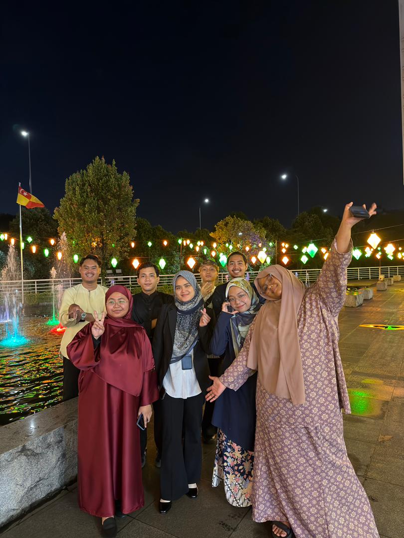 MSUmalaysiaSHCA's tweet photo. A simple iftar, a meaningful connection.
Mentors & mentees came together for a night of bonding beyond the classroom โ just stories, laughter, and Ramadan vibes. ๐โจ
#MSUMalaysia #MSUMalaysiaSHCA #RamadanVibe #RamadanConnect https://t.co/CKD36WhHYn