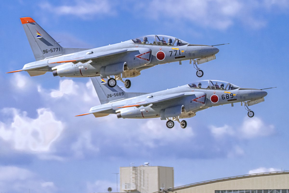 suu451JSDF's tweet photo. #足上げ写真展 https://t.co/EVSyeGXXkB