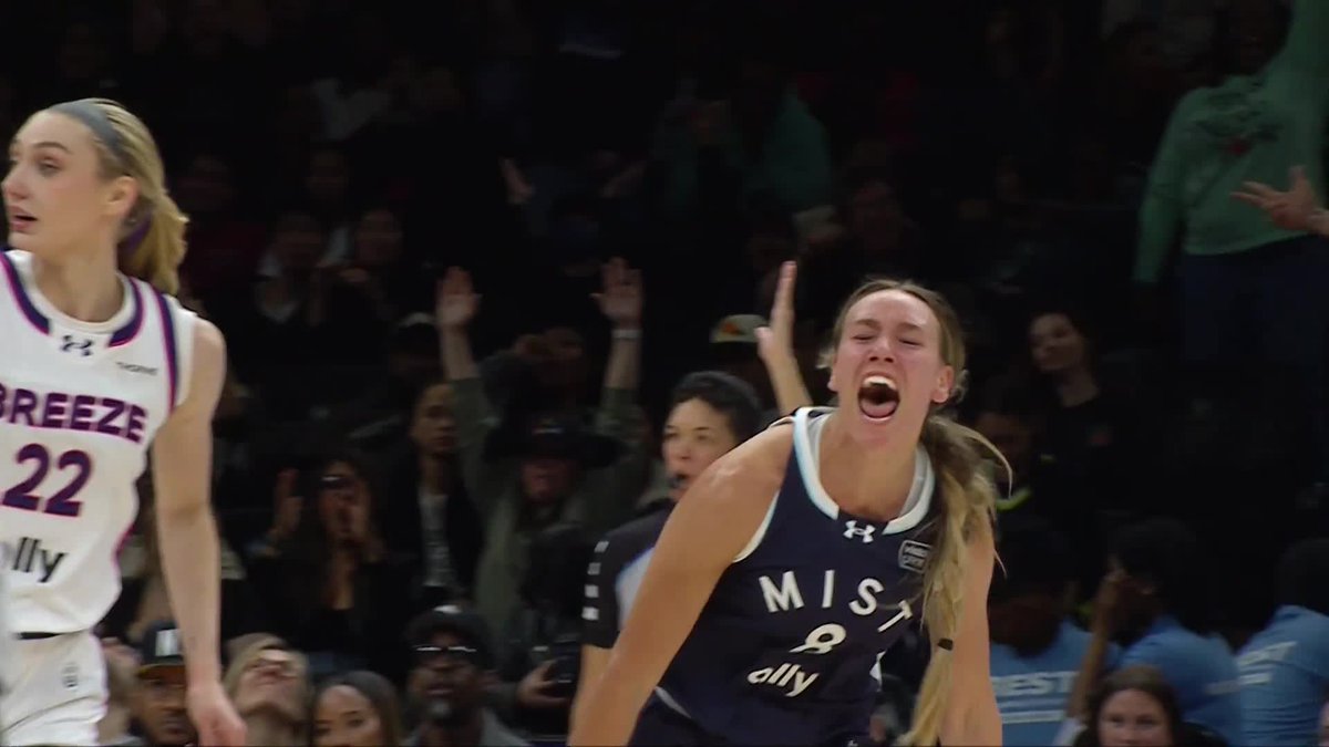 BleacherReport's tweet image. THIS. GAME. MADNESS!!! 

MIST HAVE THEIR FIRST LEAD OF THE NIGHT