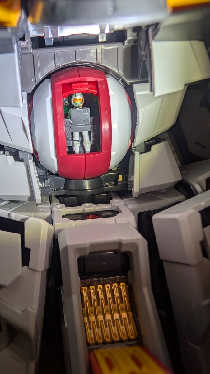 Gundautism's tweet image. Behold

Amuro

#gunpla #gundam