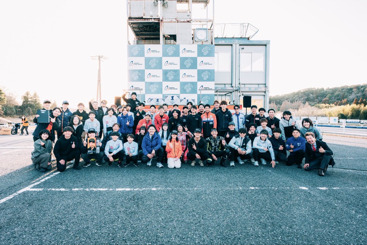 PIT WALK FESアンケートにご協力を宜しくお願い致します。
次回開催に向けてファンの皆様にとってより良いピットフェスを作りたいと思っています。お手数ですが是非ご意見をお聞かせください。

来場者用
forms.gle/1UiCYQxtioZTFN…

気になってるけどまだ行けてない人用
forms.gle/FwCPxccSoUGNDY…