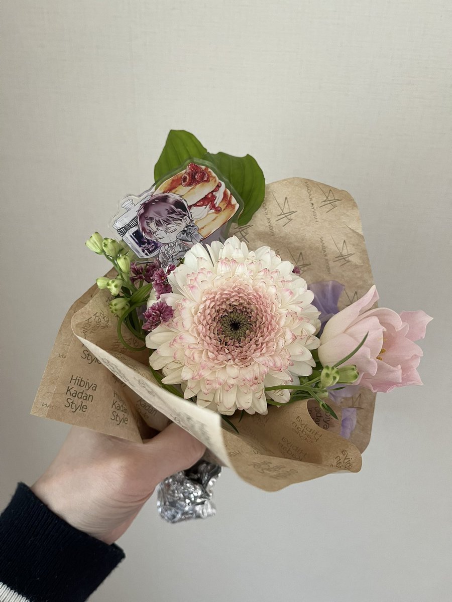 ありりん tweet media