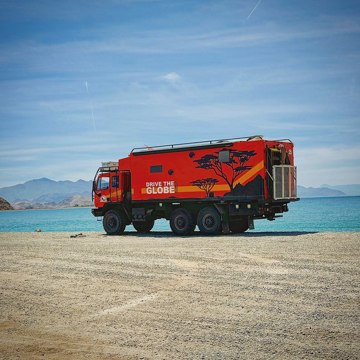DRIVE THE GLOBE 📷 tweet media