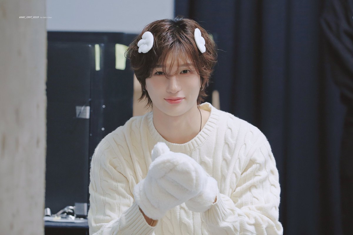 user_1997_0219's tweet photo. [𝐇𝐐] 260222 더음반 팬싸

🤍

#이창민 #E_CHAN #다크비 #DKB https://t.co/Ub98wqYdqC