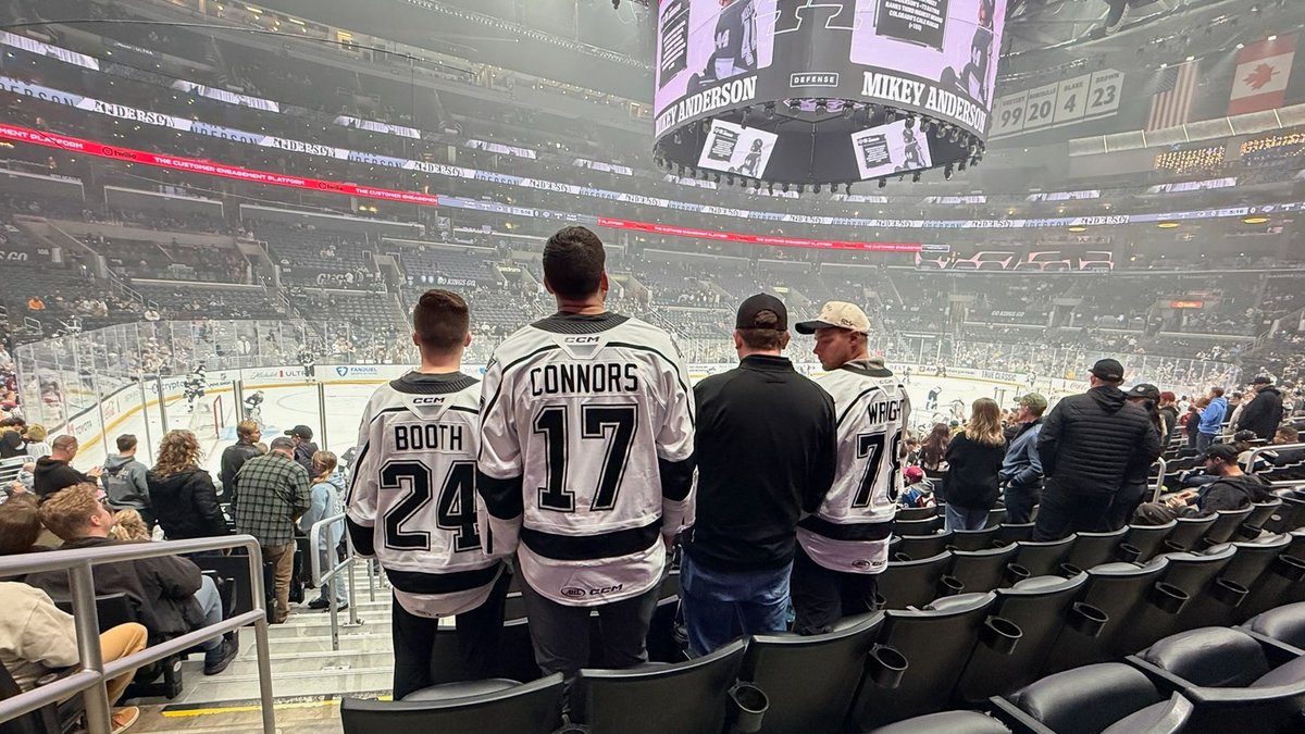 This pregame photo sent in by a Kings fan is amazing...